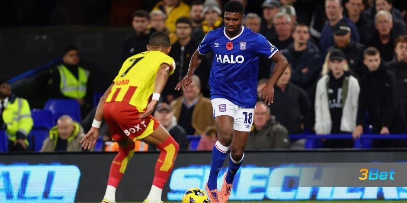 Soi kèo Watford vs Ipswich Town 02h45 ngày 25/02/2026