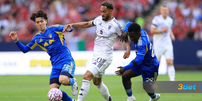 Soi kèo Man United vs Leeds 02h00 ngày 14/04/2026